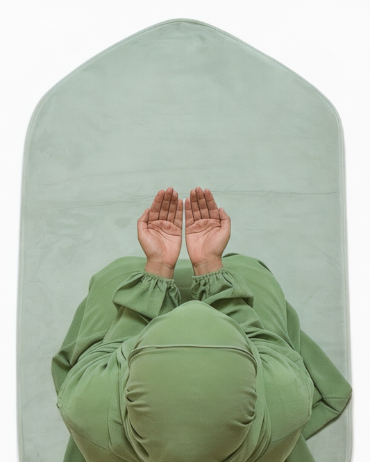Prayer Mat & Dress Set - 05