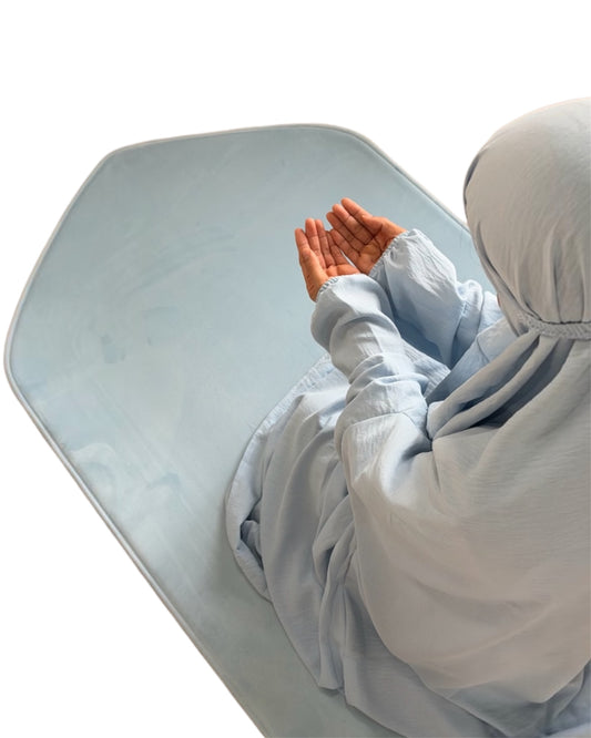 Prayer Mat & Dress Set - 02