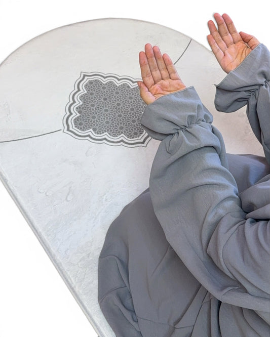 Prayer Mat & Dress Set - 09